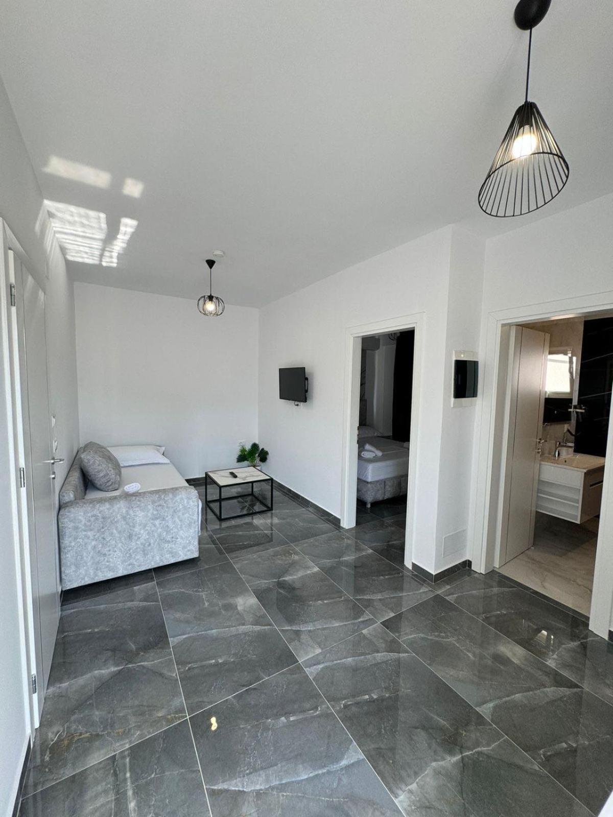 Noya Suites Sr Sarande Exterior photo