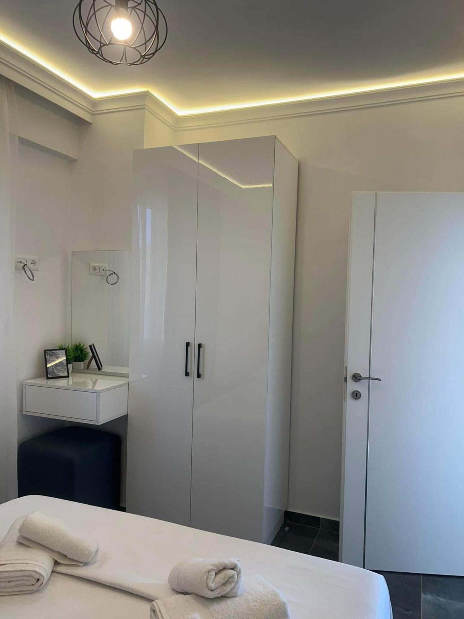 Noya Suites Sr Sarande Exterior photo